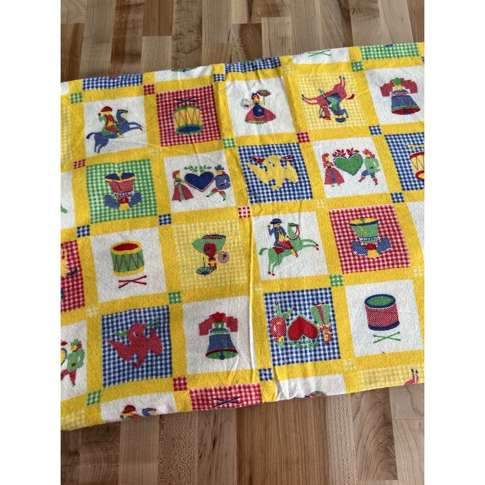 Vtg 70s Cotton Flannel Fabric Americana Yellow Red Blue Green Sampler - 3.5 Yard